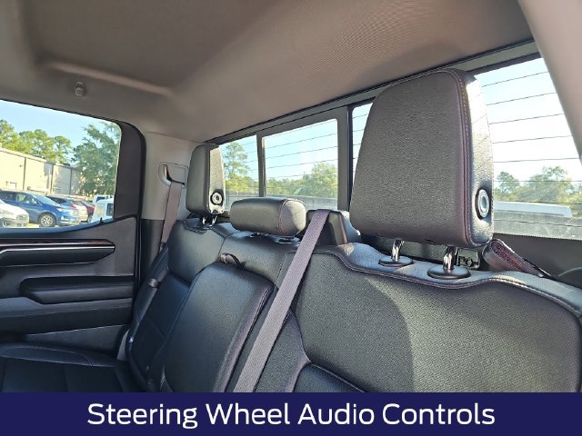 Used 2023 GMC Sierra 1500 SLT w/ SLT Premium Package AWD/4WD image 16