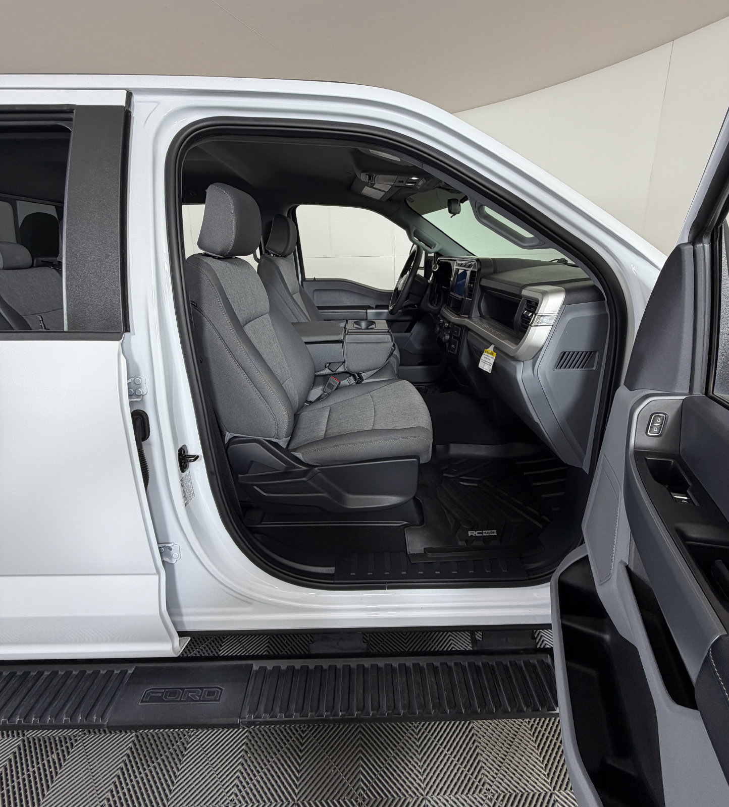 Certified 2024 Ford F350 XL w/ STX Appearance Package AWD/4WD image 6