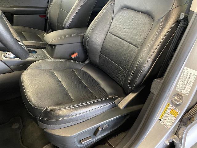 Certified 2020 Ford Escape Titanium w/ Titanium Premium Package 2.0 image 19