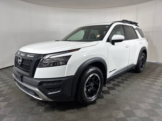 Used 2024 Nissan Pathfinder Rock Creek AWD/4WD image 8