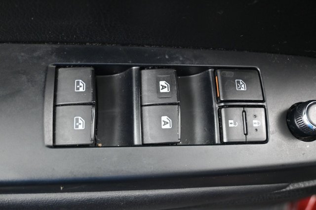 Used 2019 Toyota Highlander SE AWD/4WD image 7