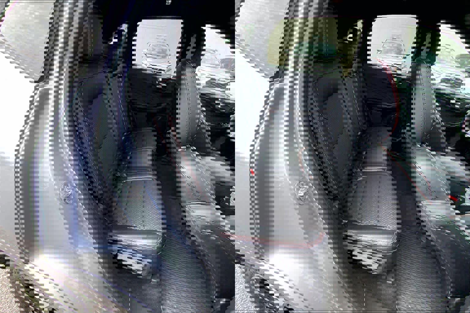 Certified 2023 Ford Escape ST-Line Elite AWD/4WD image 19