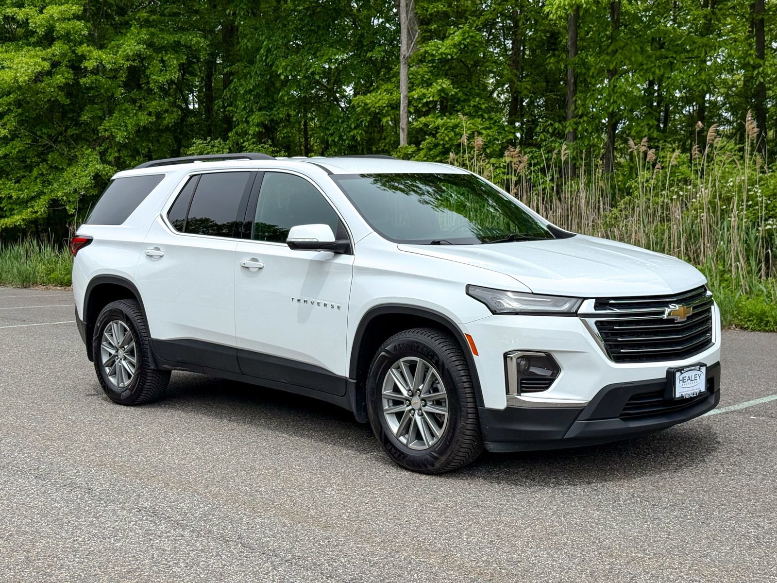 Used 2023 Chevrolet Traverse LT