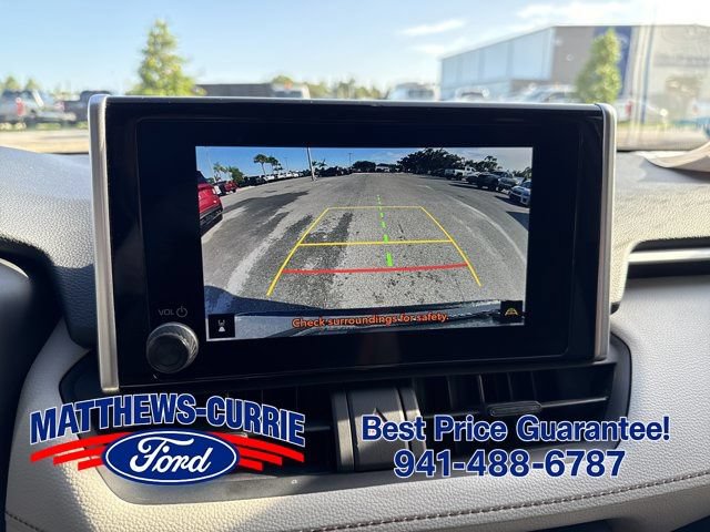 Used 2025 Toyota RAV4 XLE w/ Convenience Package FWD image 18