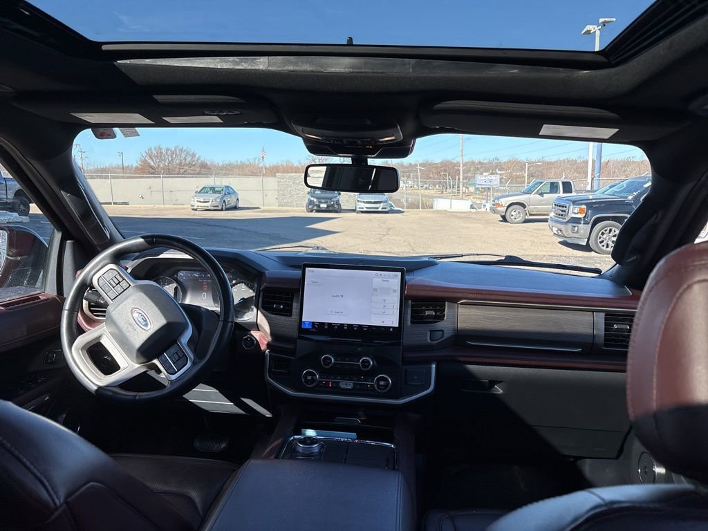 Certified 2022 Ford Expedition Limited image 10