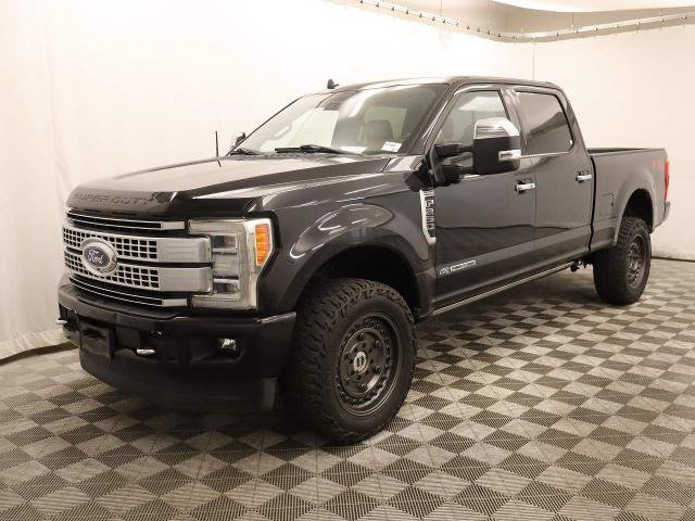Certified 2019 Ford F250 Platinum w/ Platinum Ultimate Package AWD/4WD image 15