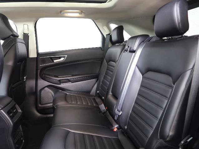 Certified 2024 Ford Edge SEL w/ Convenience Package image 9