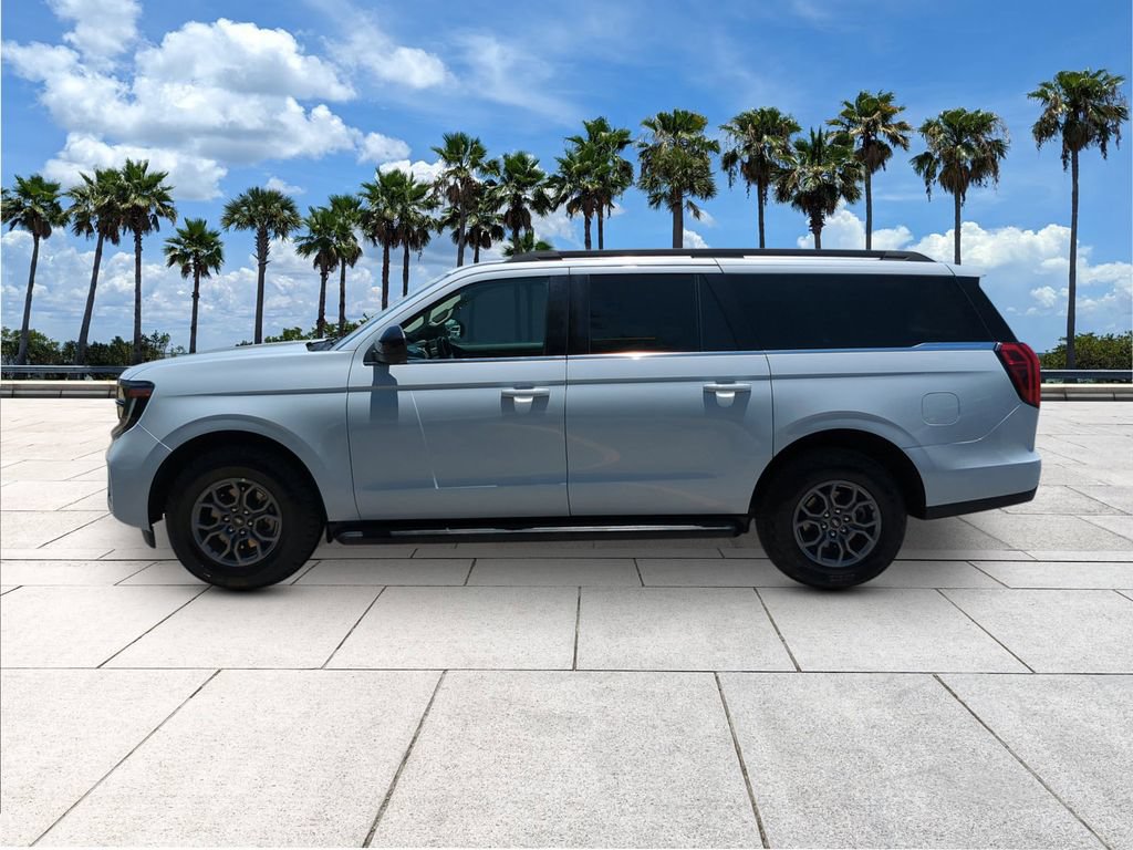 Certified 2025 Ford Expedition Max Active RWD image 3