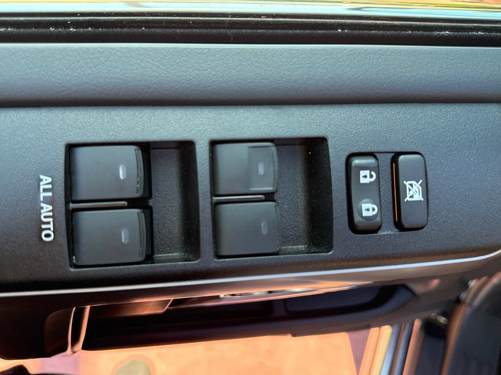 Used 2024 Toyota 4Runner Limited AWD/4WD image 9