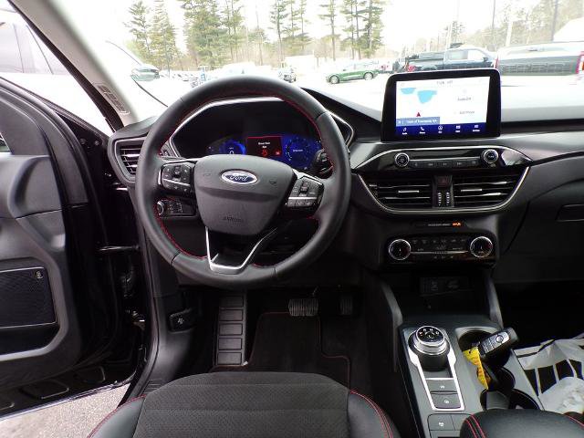 Certified 2022 Ford Escape SEL w/ SEL Stealth AWD Package image 18