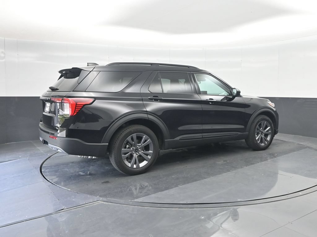 Certified 2026 Ford Explorer Active w/ Active Comfort Package AWD/4WD image 15