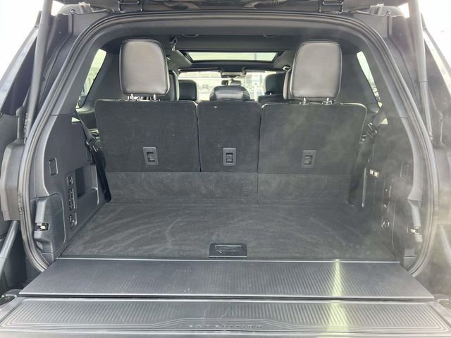 Certified 2025 Ford Expedition Platinum w/ Stealth Appearance Package image 10