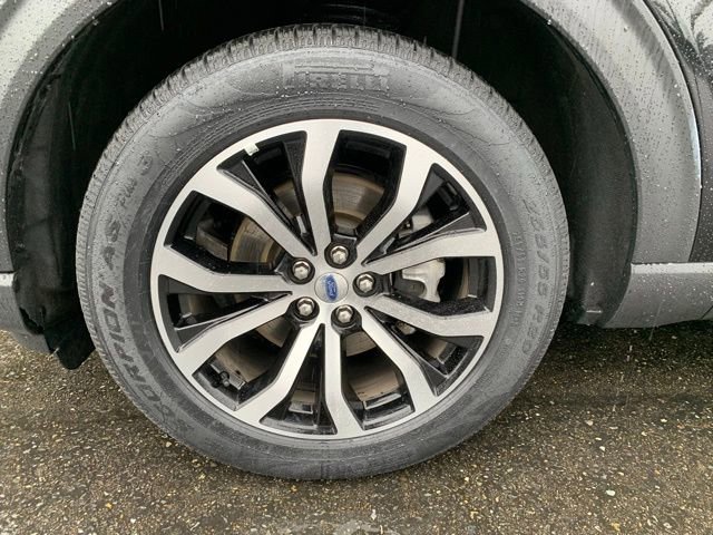 Certified 2025 Ford Explorer ST-Line image 11