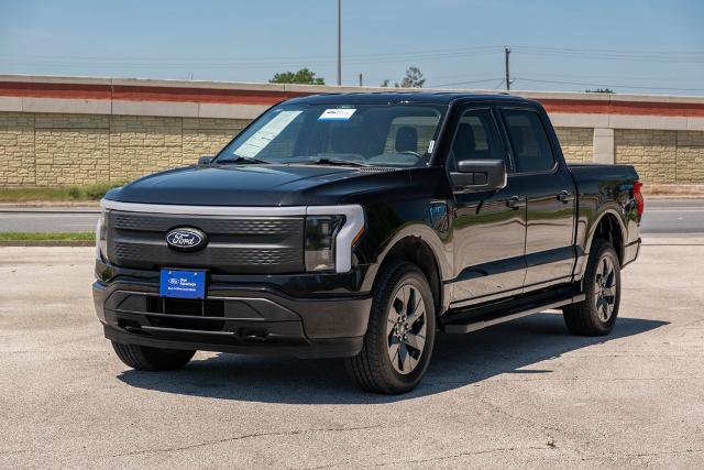 Certified 2024 Ford F150 Lightning XLT w/ Max Trailer Tow Package AWD/4WD image 4