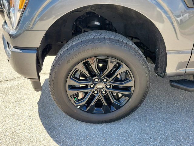 Certified 2021 Ford F150 XLT w/ Equipment Group 302A High image 8