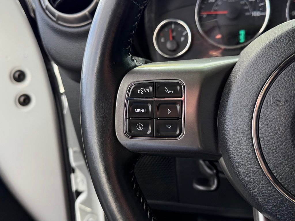 Used 2018 Jeep Wrangler Unlimited Sahara image 22