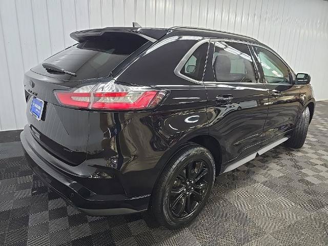 Certified 2022 Ford Edge SE w/ Black Appearance Package AWD/4WD image 15