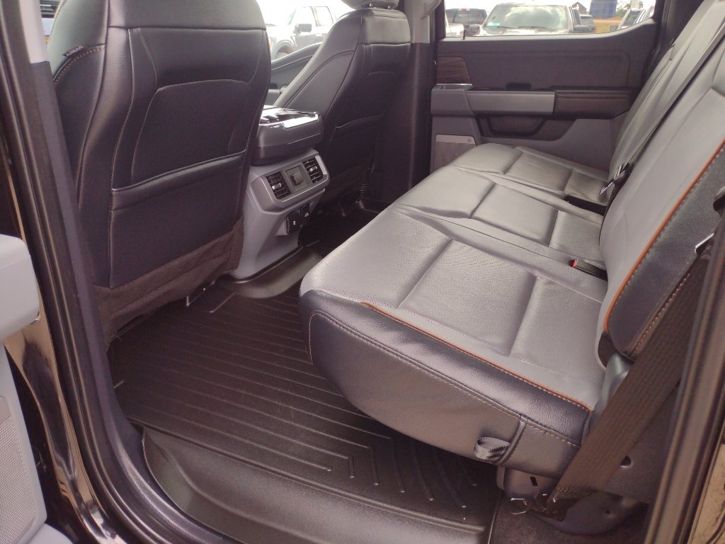 Certified 2024 Ford F150 Lariat w/ Tow/Haul Package AWD/4WD image 27