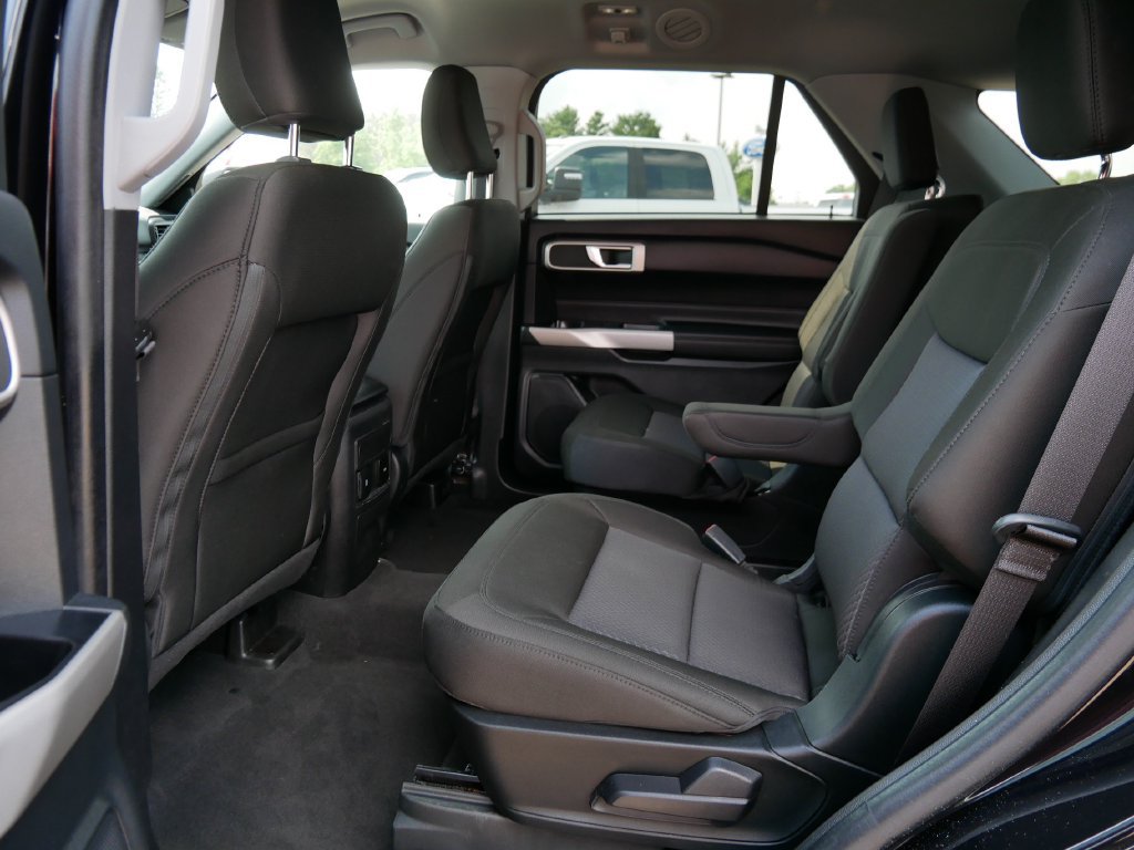 Certified 2022 Ford Explorer XLT AWD/4WD image 11