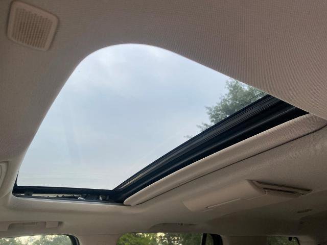 Used 2020 GMC Yukon Denali w/ Open Road Package image 27