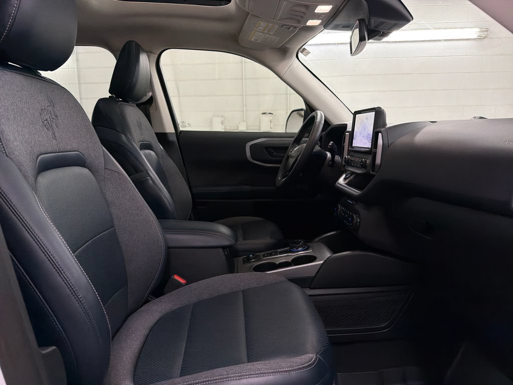 Certified 2021 Ford Bronco Sport Outer Banks w/ Outer Banks Package AWD/4WD image 31
