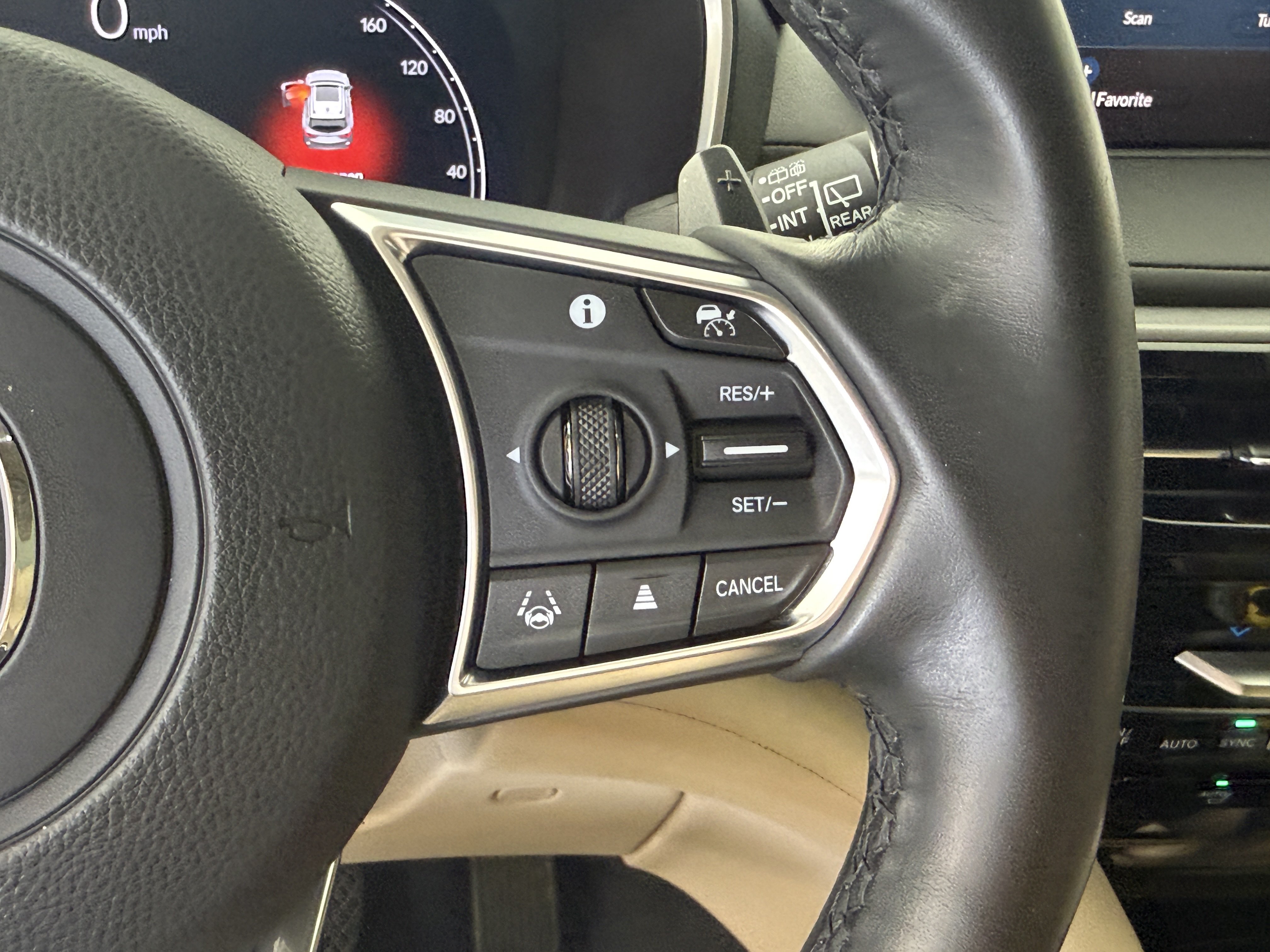 Used 2023 Acura MDX SH-AWD w/ Technology Package image 26