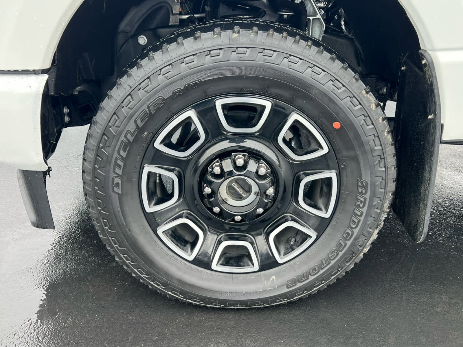 Certified 2025 Ford F350 Platinum AWD/4WD image 13