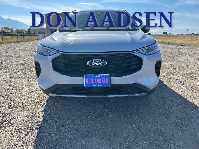 Certified 2025 Ford Escape ST-Line AWD/4WD image 2
