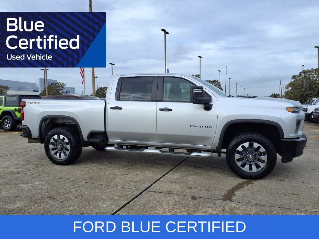 Used 2023 Chevrolet Silverado 2500 Custom w/ Custom Value Package AWD/4WD image 8