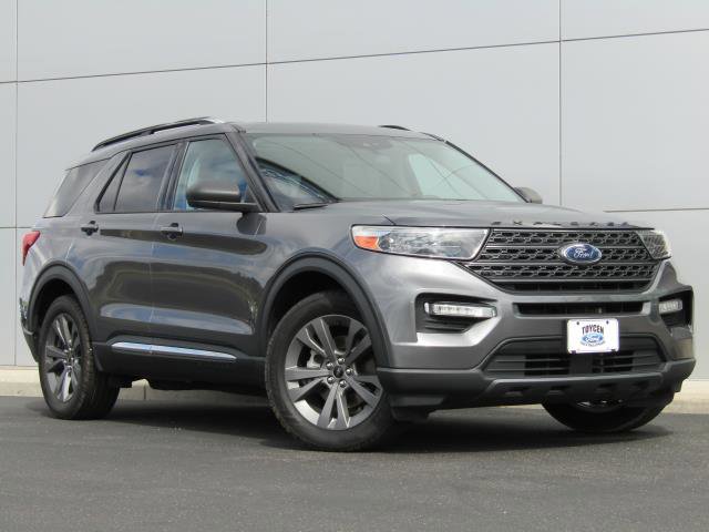 Certified 2021 Ford Explorer XLT w/ Equipment Group 202A AWD/4WD image 1