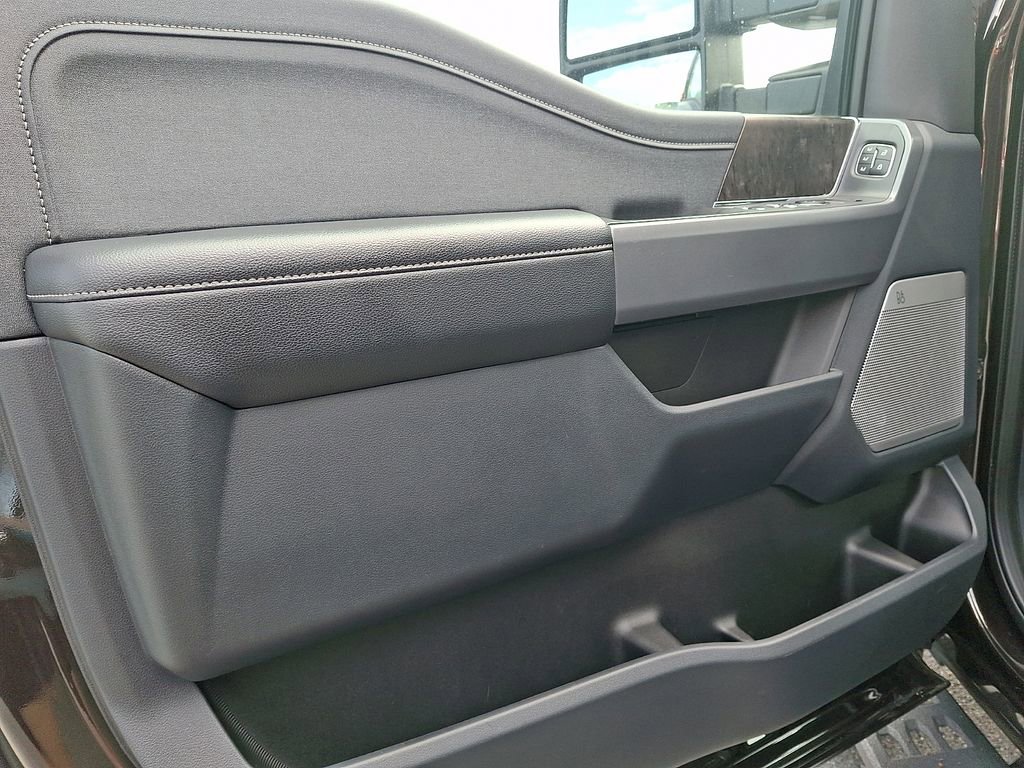 Certified 2024 Ford F350 Lariat w/ Tremor Off-Road Package image 12