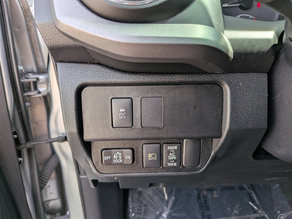 Used 2021 Toyota Tacoma TRD Off-Road RWD image 29