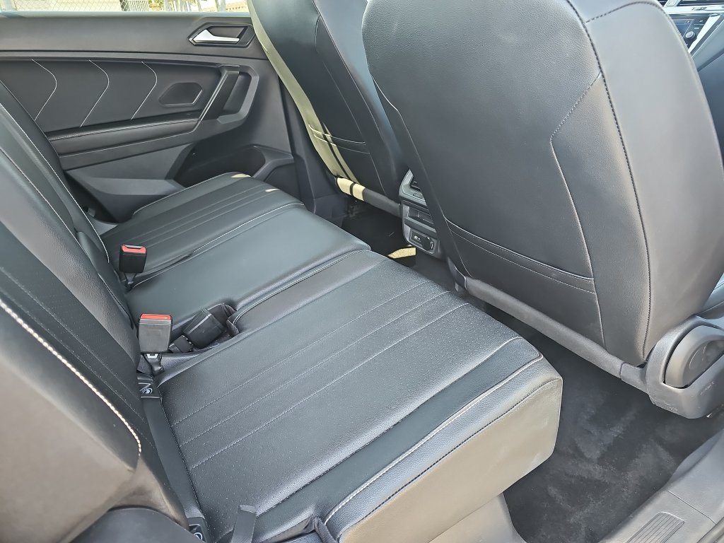 Used 2023 Volkswagen Tiguan SE FWD image 11