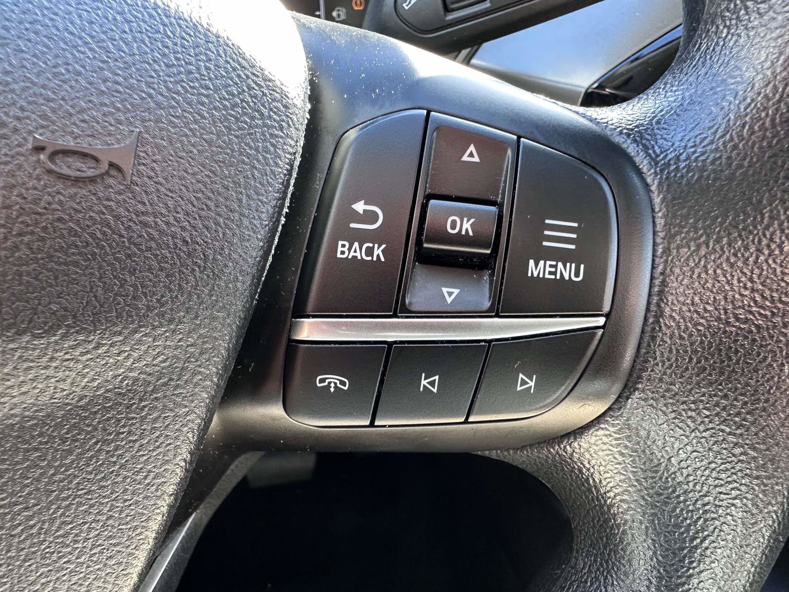 Certified 2025 Ford Escape Active AWD/4WD image 18