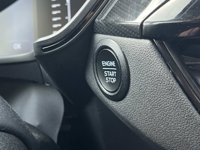Certified 2023 Ford Escape ST-Line AWD/4WD image 30
