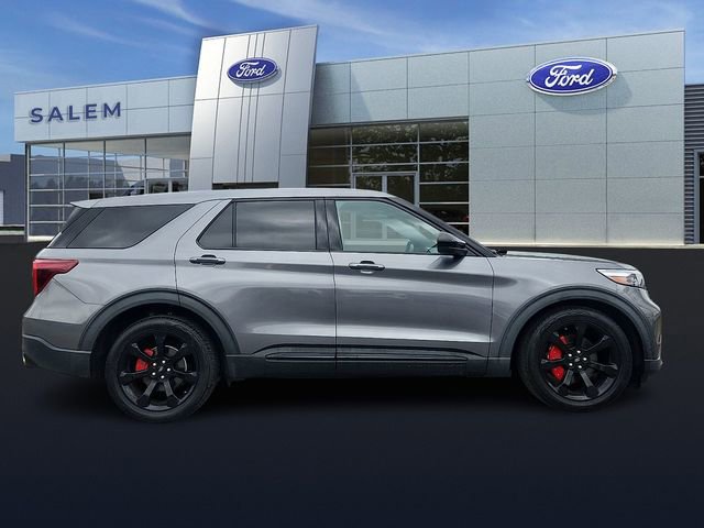 Certified 2022 Ford Explorer ST image 2