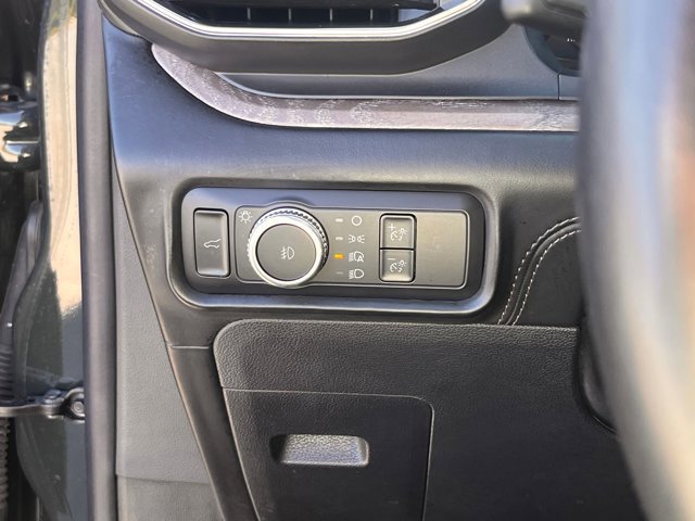 Certified 2022 Ford Explorer Platinum w/ Equipment Group 601A image 17