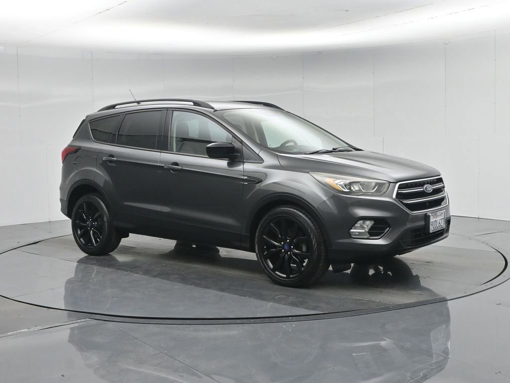 Certified 2019 Ford Escape SE video 2