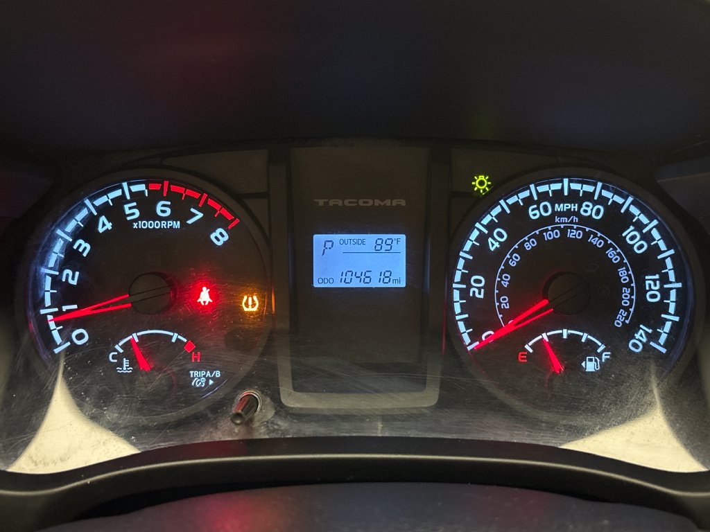 Used 2017 Toyota Tacoma SR AWD/4WD image 20