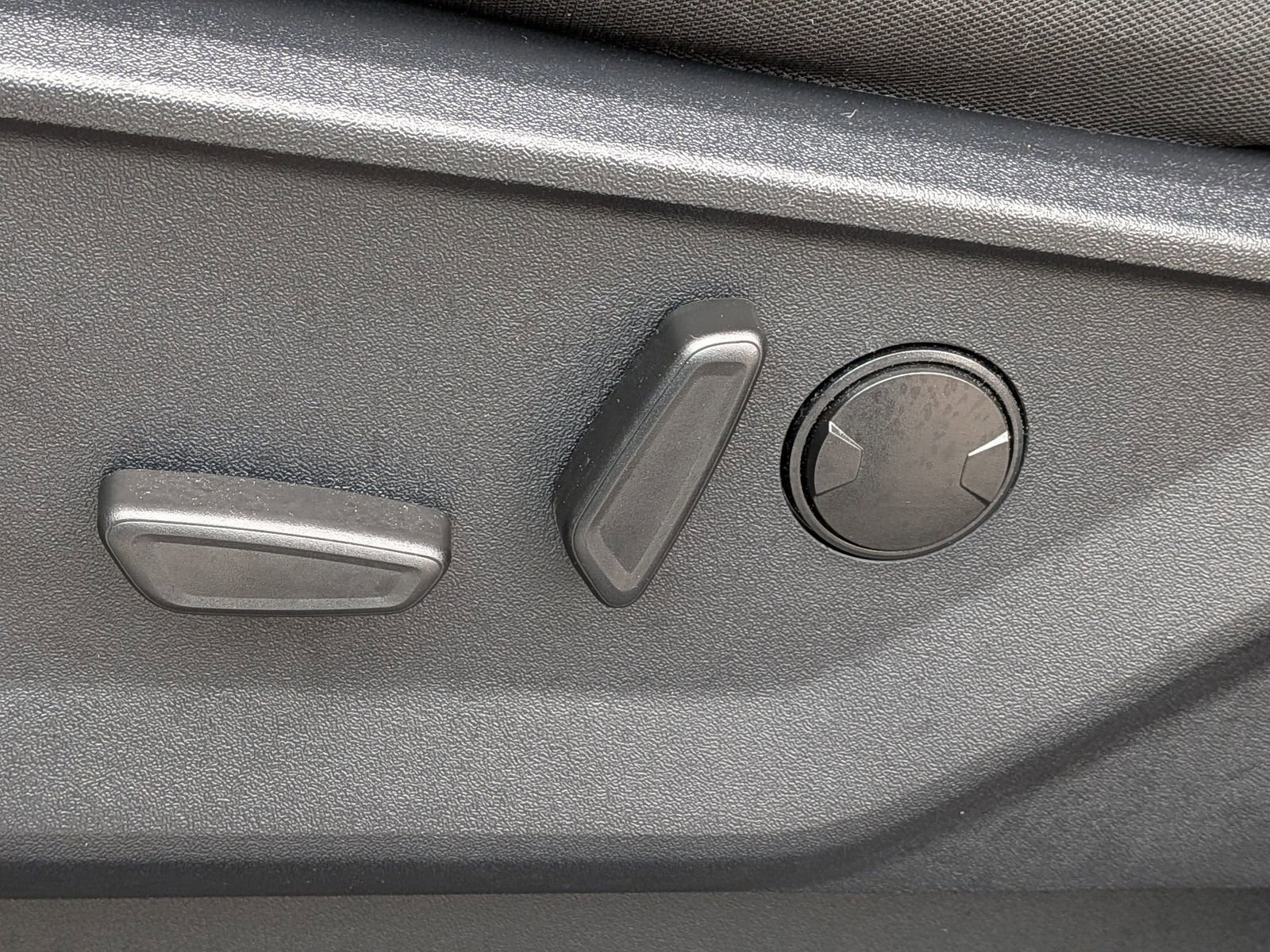 Certified 2023 Ford F150 XLT w/ Equipment Group 302A High image 21