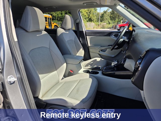 Used 2023 Kia Soul EX FWD image 17
