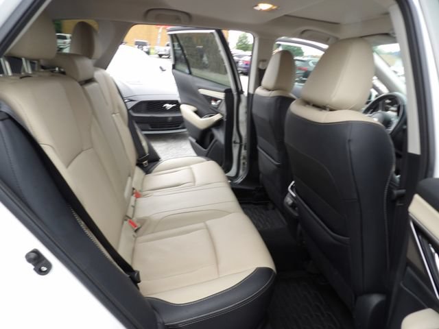 Used 2022 Subaru Outback Limited AWD/4WD image 33