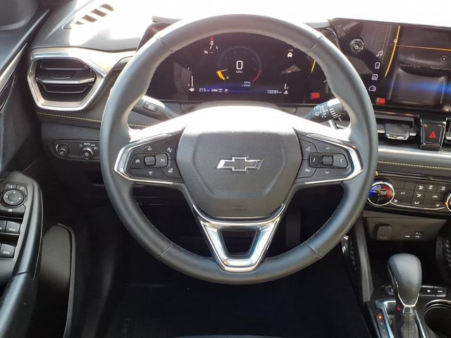 Used 2025 Chevrolet TrailBlazer ACTIV w/ Driver Confidence Package AWD/4WD image 13