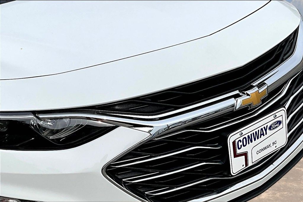 Used 2022 Chevrolet Malibu LT FWD image 35