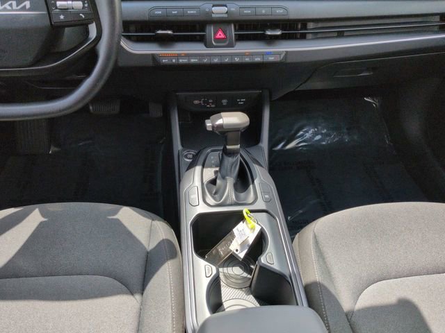 Used 2025 Kia K4 FWD image 22