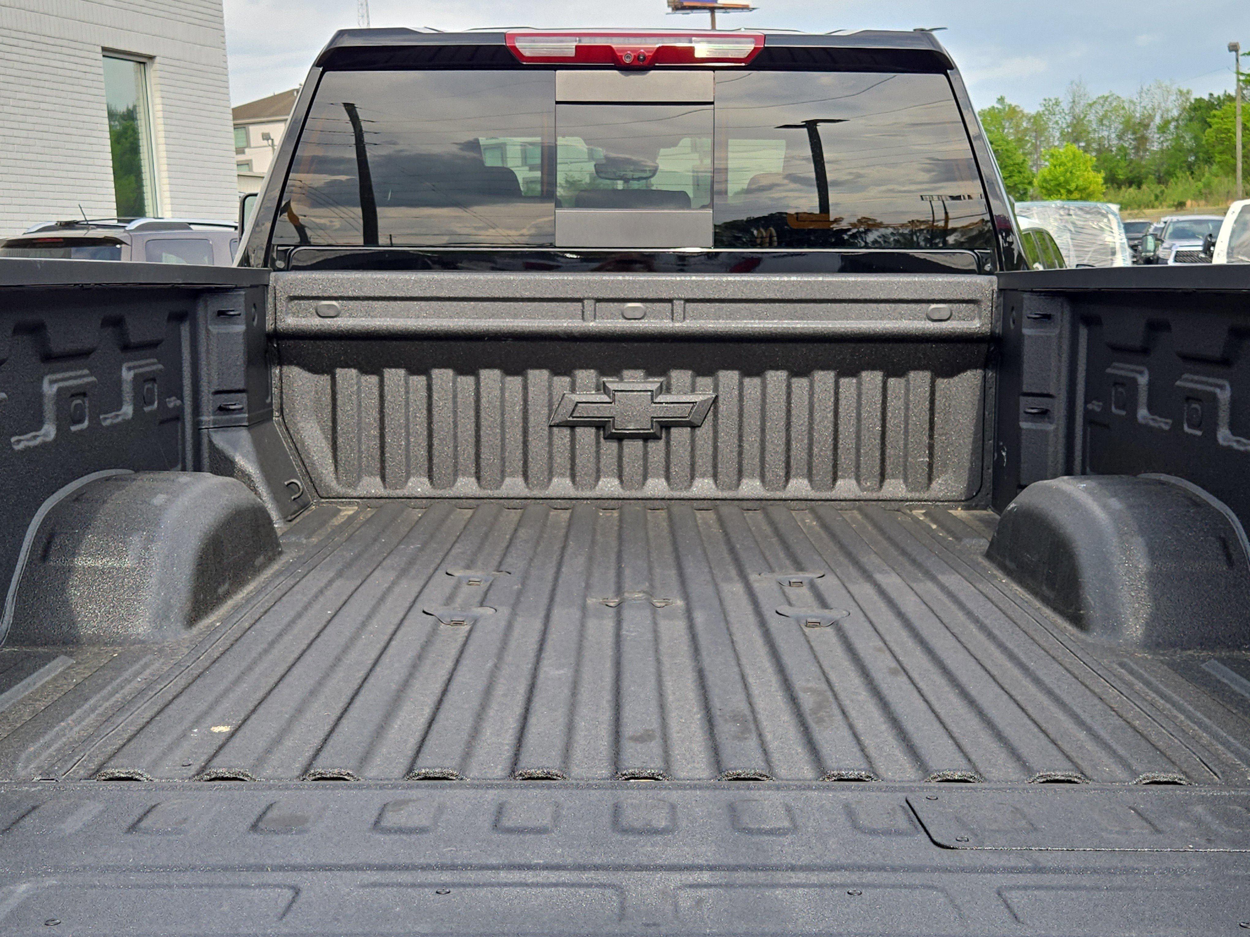 Used 2025 Chevrolet Silverado 2500 High Country w/ Technology Package image 14