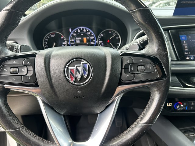 Used 2022 Buick Enclave Premium FWD image 17