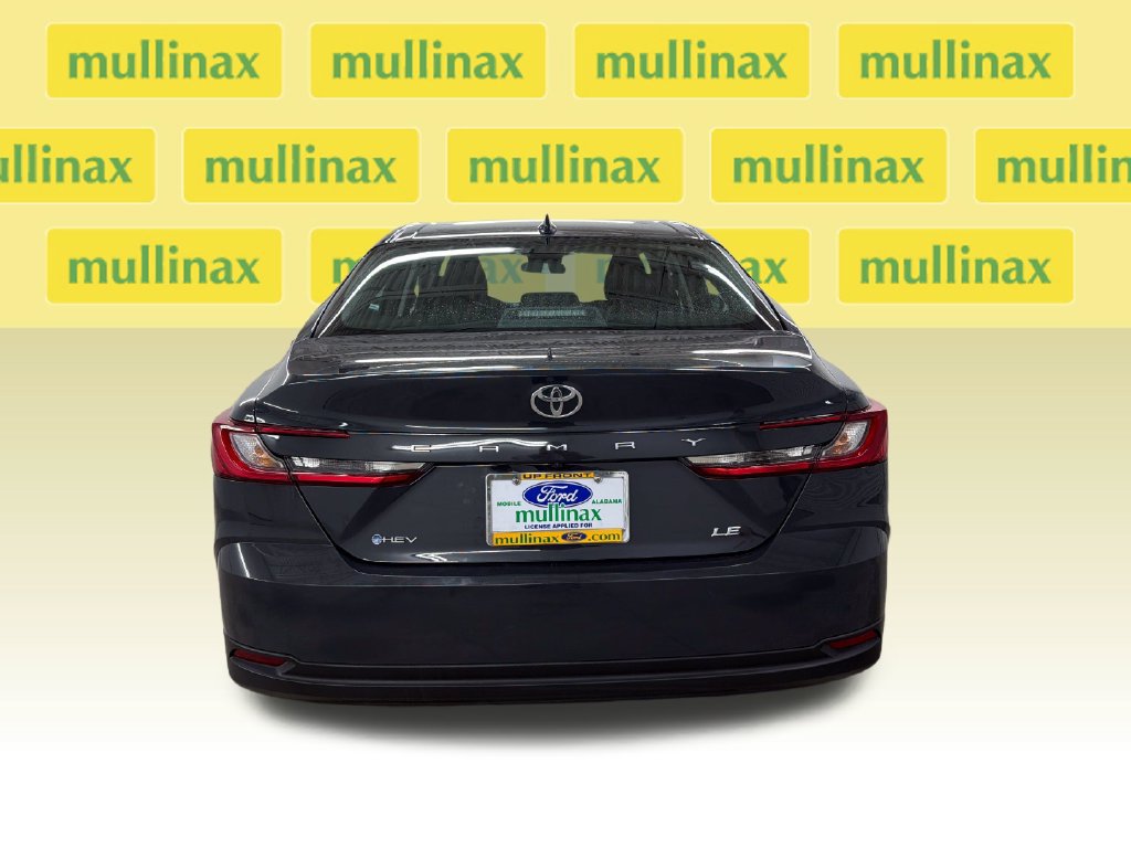 Used 2025 Toyota Camry LE FWD image 7