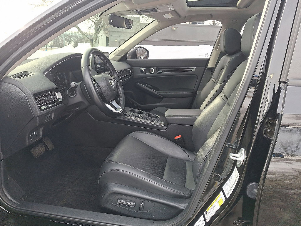 Used 2023 Honda Civic Touring image 16