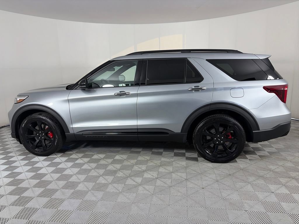 Certified 2023 Ford Explorer ST w/ Equipment Group 401A image 2